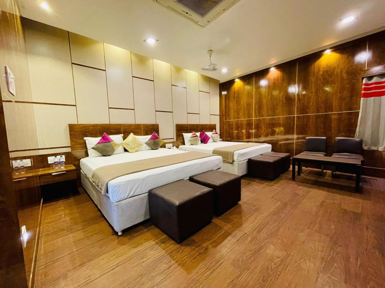B8 Hotel شيناي المظهر الخارجي الصورة